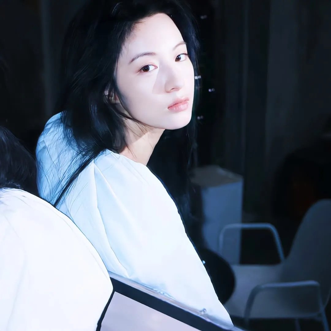 壳中少女 压缩海报